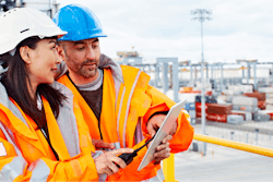 Woman Construction Worker Istock Gettyimages 513480318