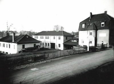 Kaeser Kompressoren's first location in Coburg (Hahnweg).