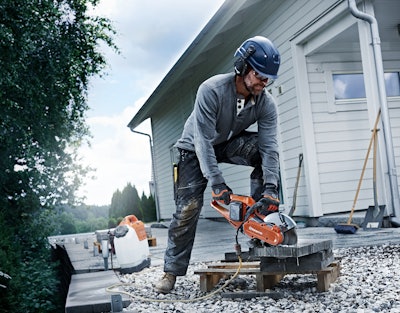 Husqvarna K 535i Action