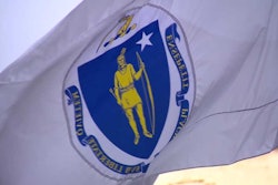 Massachusetts State Flag 0514 1557887321