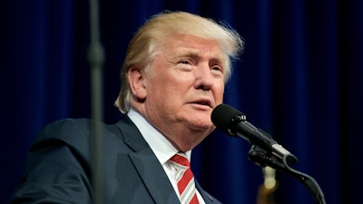 Trump I Stock 609937352