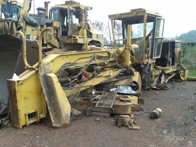 Caterpillar 16H before rebuild