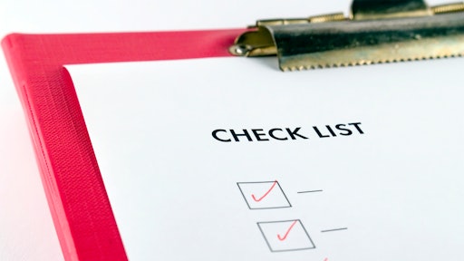 Checklist Istock Gettyimages 000001845847