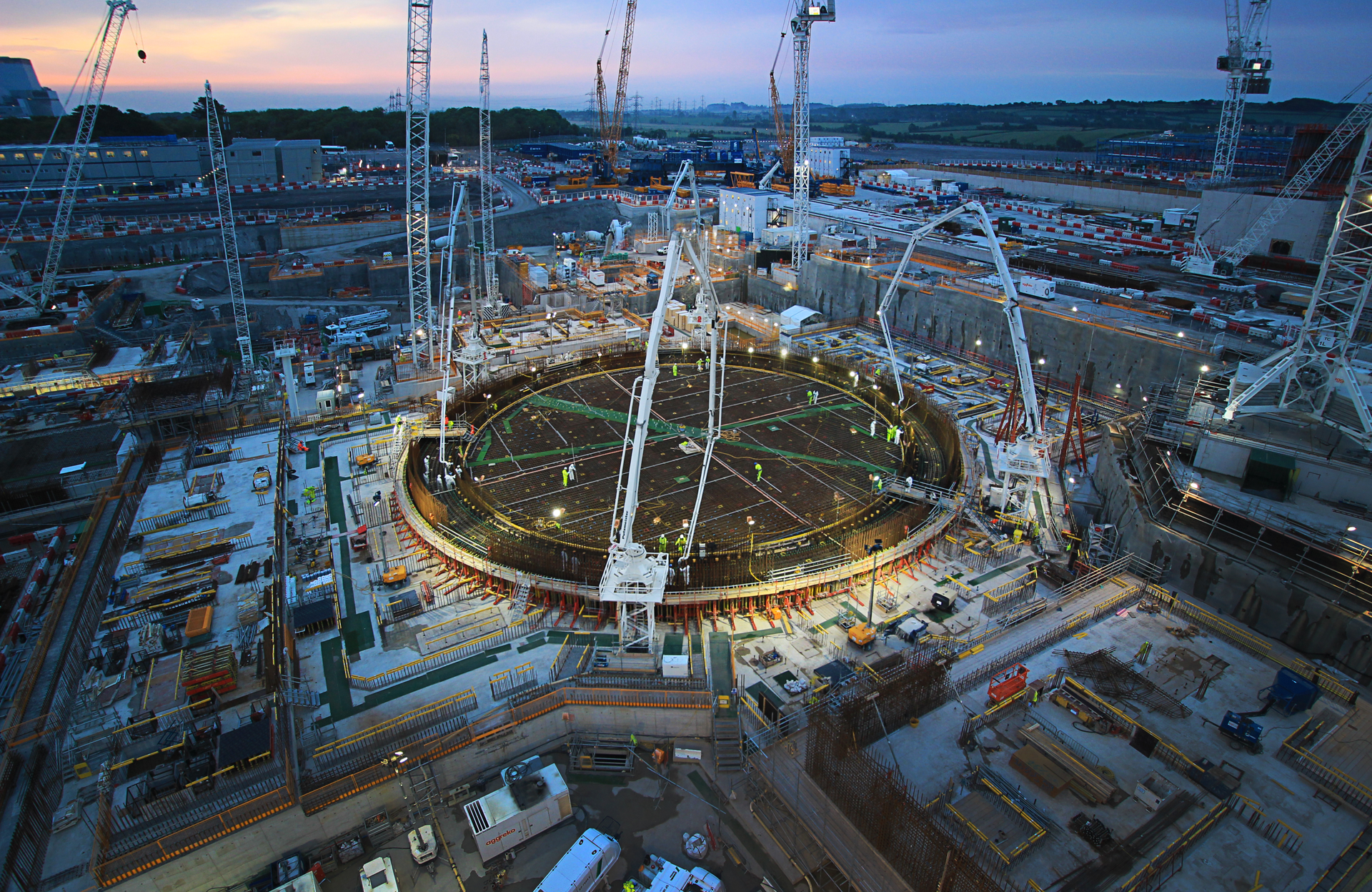 Nuclear Power Station Records UK's Largest Concrete Pour | For ...