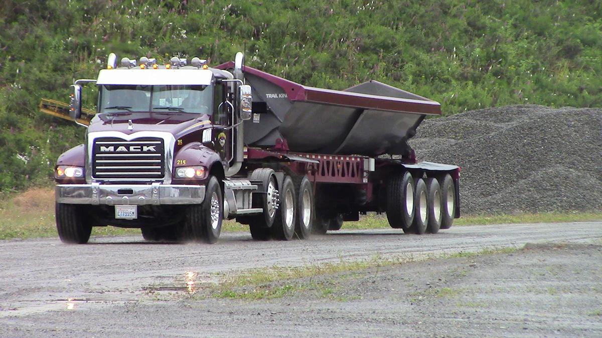 Silver Streak Evolves Specs To Address Trucking Challenges For Construction Pros