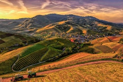 4k Wallpaper Clouds Cropland 842711