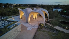 The centerpiece of the Confluence Park Project is the central pavilion made up of 22 concrete “petals” that arch together to form a network of vaults.