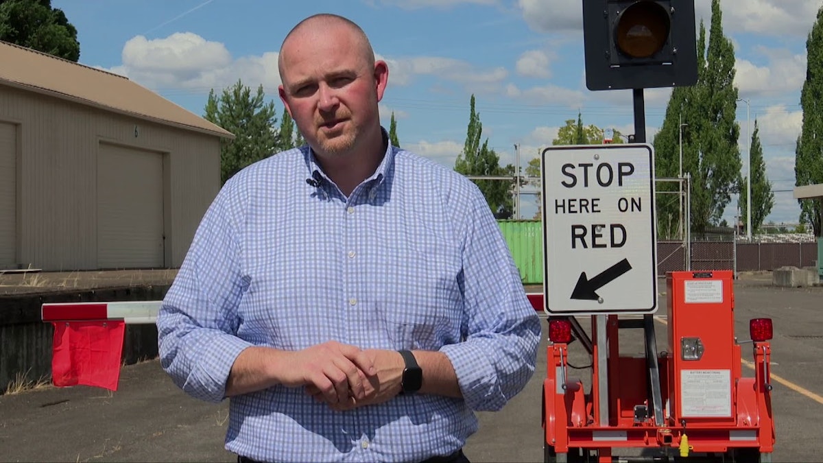 [VIDEO] Oregon DOT Deploying AutoFlagging Tech to Protect Road Workers