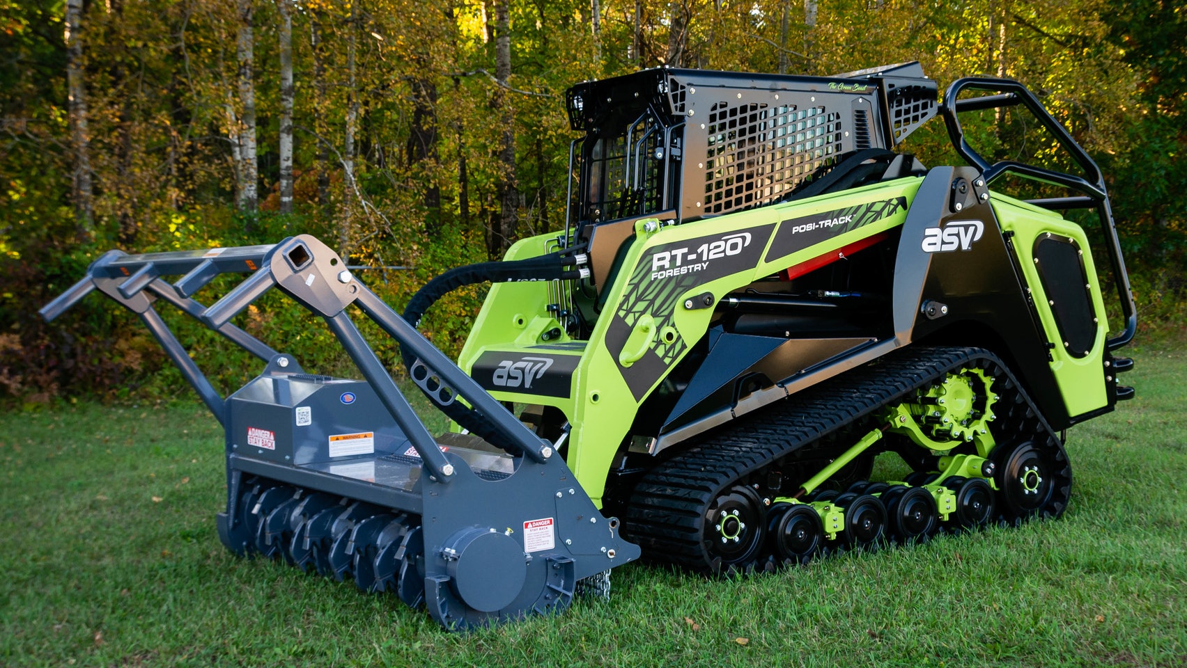 Asv Takes Green Seriously At Gie Expo 19 With Customized Loader For Construction Pros Asv Takes Green Seriously At Gie Expo 19 With Customized Loader For Construction Pros