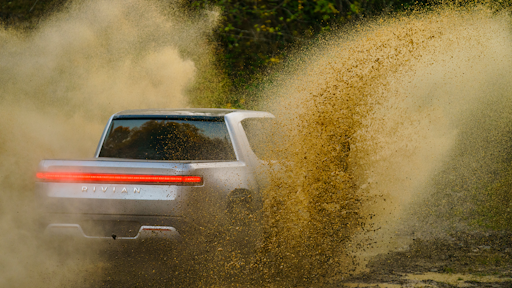The ability of the Rivian RT1 to send instant power independently to each wheel maximizes traction in the most demanding conditions.