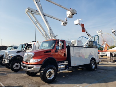 International High Visibility HV Series features a high visibility hood and set-back axle that allows for improved visibility and maneuverability.