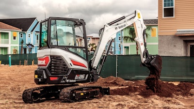 Bobcat E26 Bucket 4