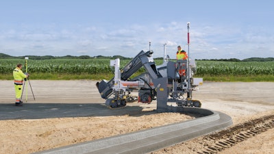 With the Wirtgen AutoPilot 2.0, the Field Rover measures the virtual string line support points. Using all measured points, the software calculates the optimum course for concrete paving.