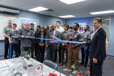 Sullair Ribbon Cutting