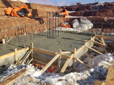 Made of high-density polyethylene fabric, Fab-Form’s markets its products as a green replacement of lumber and plywood for forming concrete footings.