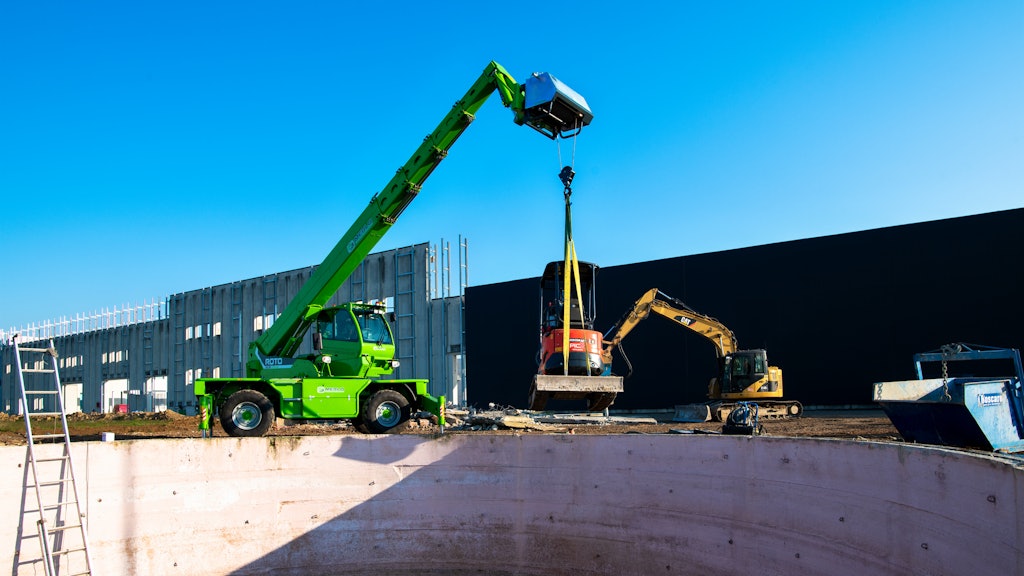 50.26 S-Plus Telehandler From: Merlo America | For Construction Pros