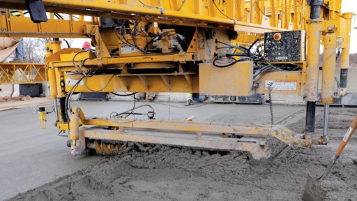 Gomaco High Production Screed For Bridge Deck And Flat Slab Finishing From Gomaco Corporation For Construction Pros