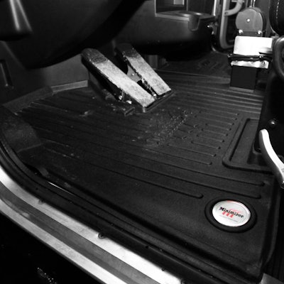 Minimizer Peterbuilt Floor Mats