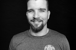 Stephen Cox is a mobile heavy equipment mechanic with over 181,000 subscribers to his YouTube channel.