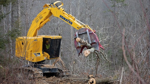 Improved service access, reliability and durability means increased productivity for the Komatsu XT465L-5 feller buncher.