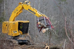 Komatsu Feller Buncher XT465L-5