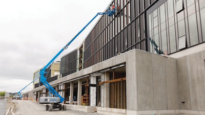 Genie S-80 J Boom Lift