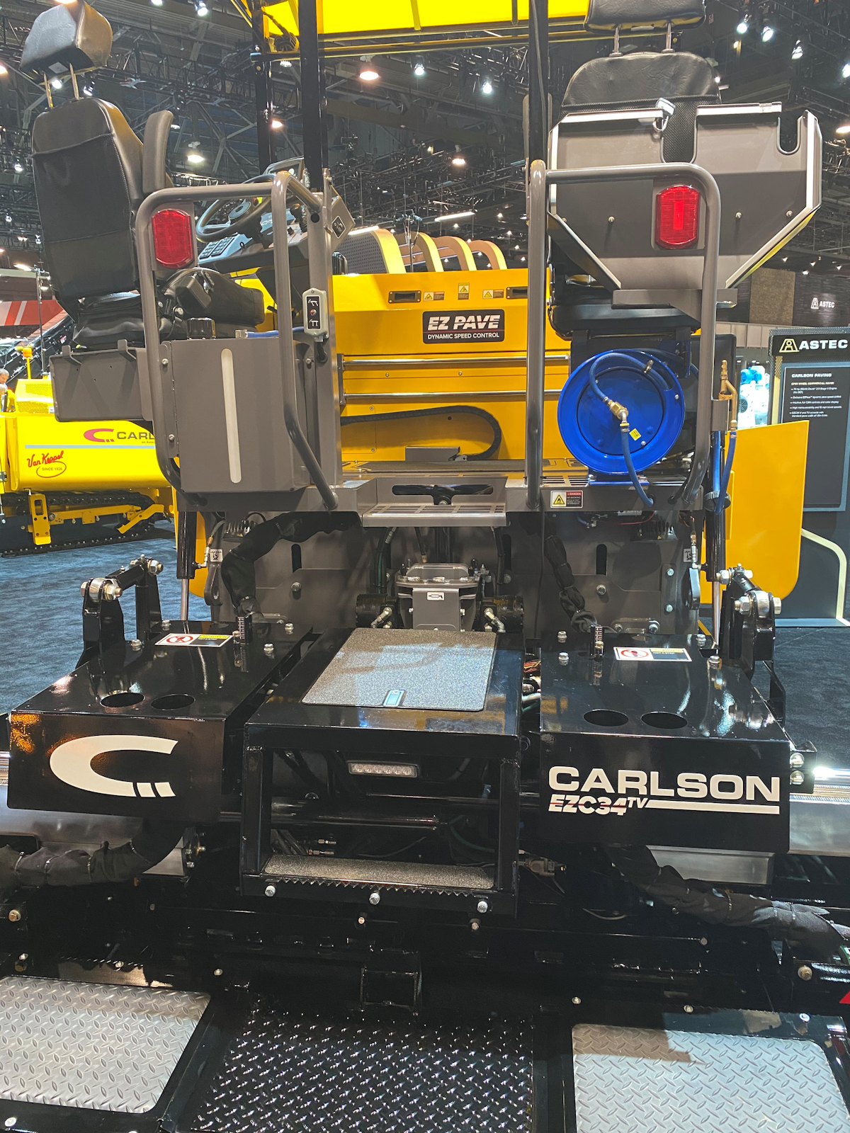 Carlson Paving Products EZC34 Tamper Bar Screed From