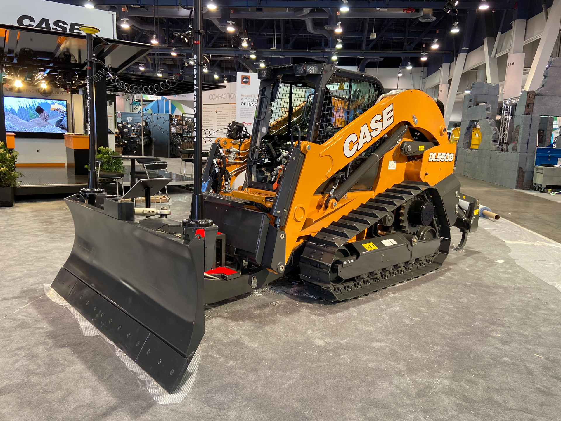 Case Dl550b Compact Dozer Loader From Case Construction Equipment Cnh For Construction Pros