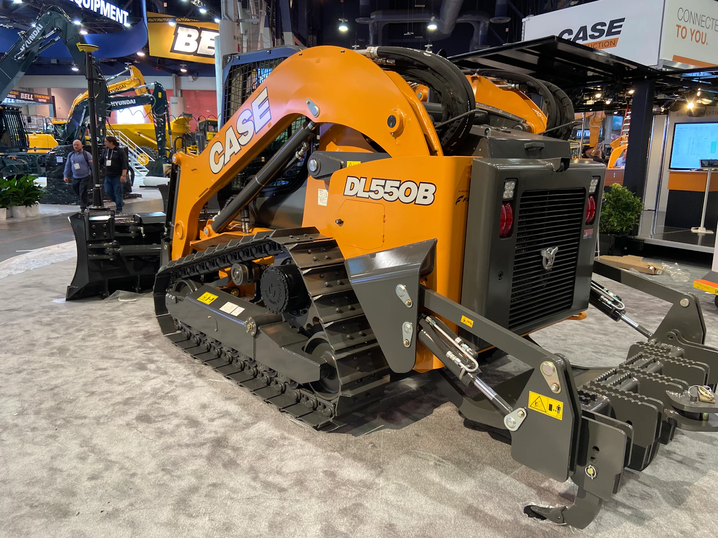 CASE DL550B Compact Dozer Loader From Case Construction Equipment case-dl550b-compact-dozer-loader-from-case-construction-equipment