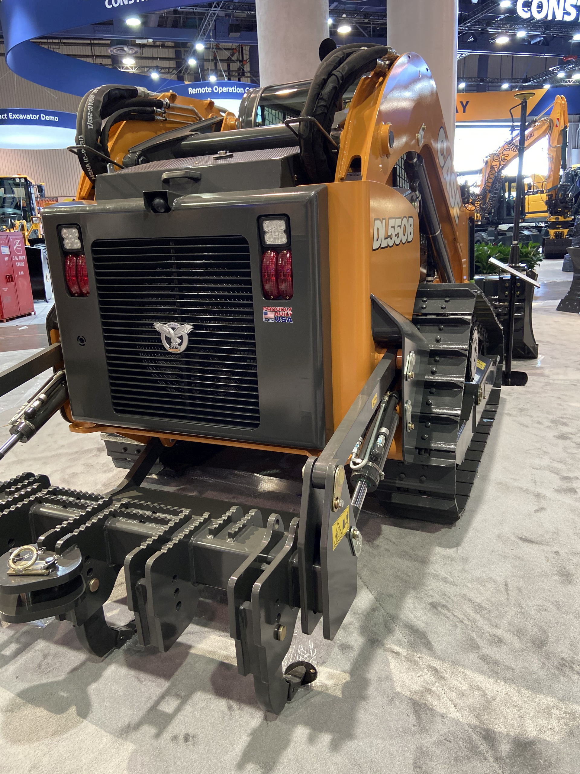 Case Dl550b Compact Dozer Loader From Case Construction Equipment Cnh For Construction Pros