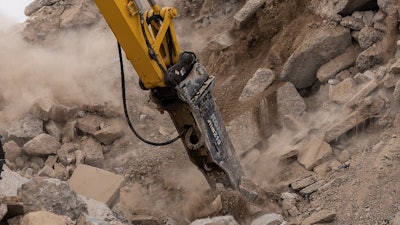 Komatsu breaker