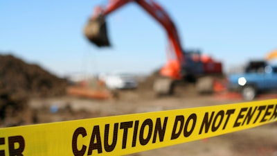 Construction Worksite Caution Istock Gettyimages 000003290854