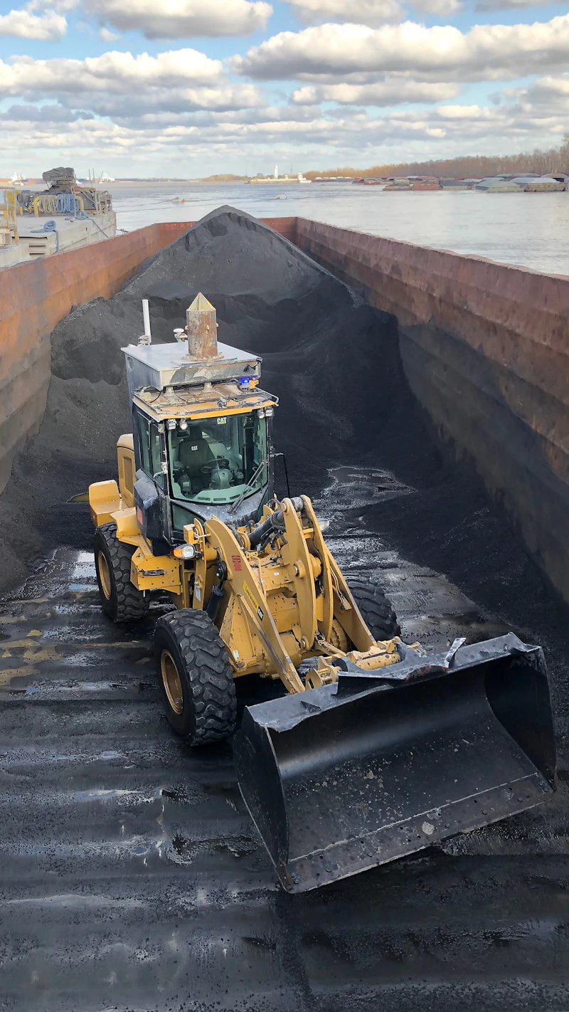 Caterpillar Expands Command Remote Control to Small Wheel Loaders From ...