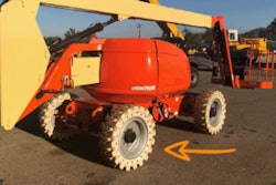 Solid tires in non-marking rubber protect finishes with no downtime due to flat tires.