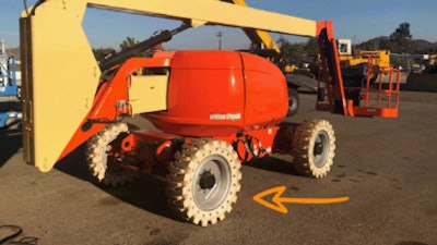 Solid tires in non-marking rubber protect finishes with no downtime due to flat tires.