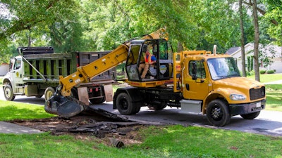 Gradall Discovery Series Excavators