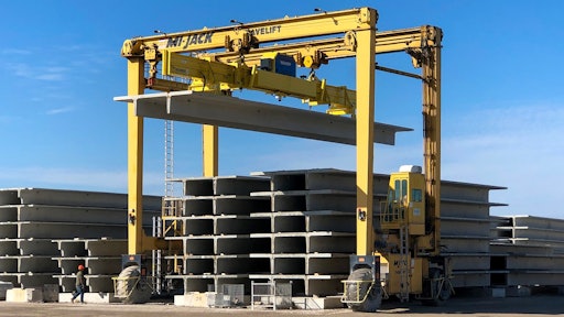 The new CC-TT Computer Controlled Double Tee Vacuum Lifting System offers an alternative to using anchors and chains, and eliminates the need for personnel to climb on stacks or ladders to set dunnage.