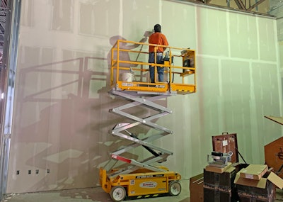 Springfield-based contractor Steel Wall Construction found great success renting the PS-1930 through Superior Rents for a current retail construction job.