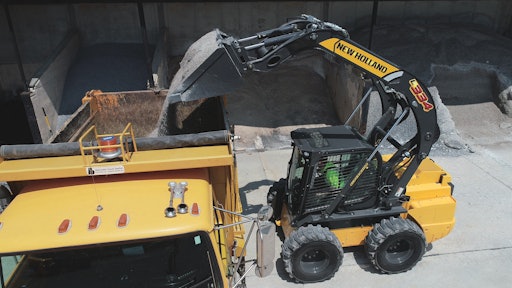 New Holland L334 099