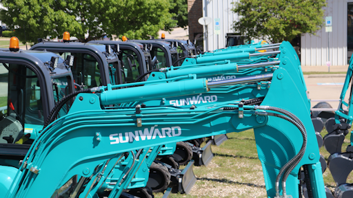 Sunward 25 Lineup Booms