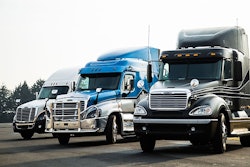 Freightliner Daimlertrucksmexico W768xh384 Cutout