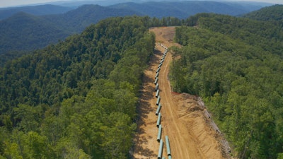 Pe Ben has safely completed pipeline projects in some of the most extreme environments. This success is partially due to possessing the best equipment for the job.