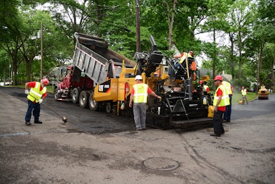 Like most of Atlantic Infrastructure’s crew, foreman Mark Hook used to rely only on water, sugary drinks, and coffee while on the job. “But a switch to Shield has helped me feel more hydrated and a little more energetic during the day,” Hook says.