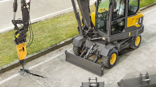 Like crawler excavators, wheeled excavators support a large number of attachments, making them a versatile addition to any fleet.