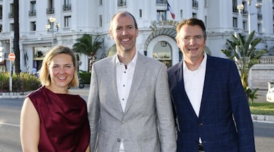 From left to right: Karin Nars, deputy president, Norty Turner, president of IPAF, and Karel Huijser, vice president