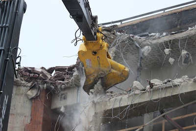 The Genesis Razer multiprocessor attachment provides the versatility of being able to process multiple materials with one tool.