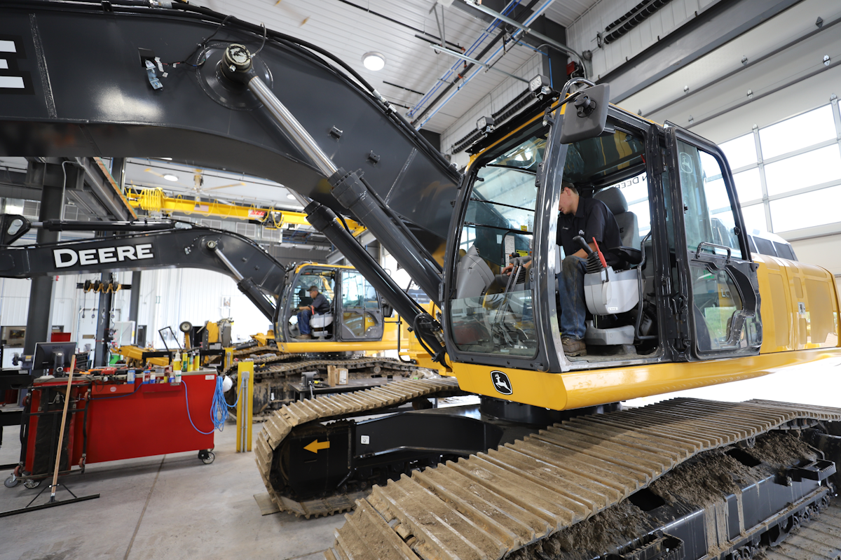 3 Myths About Renting Construction Equipment and the Truth 