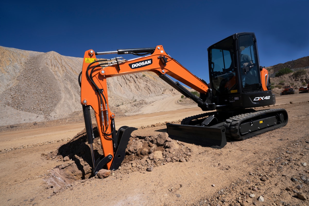 「DAIKONN」 Doosan Infracore DX42-5K and DX50-5K Mini Excavators From: DEVELON