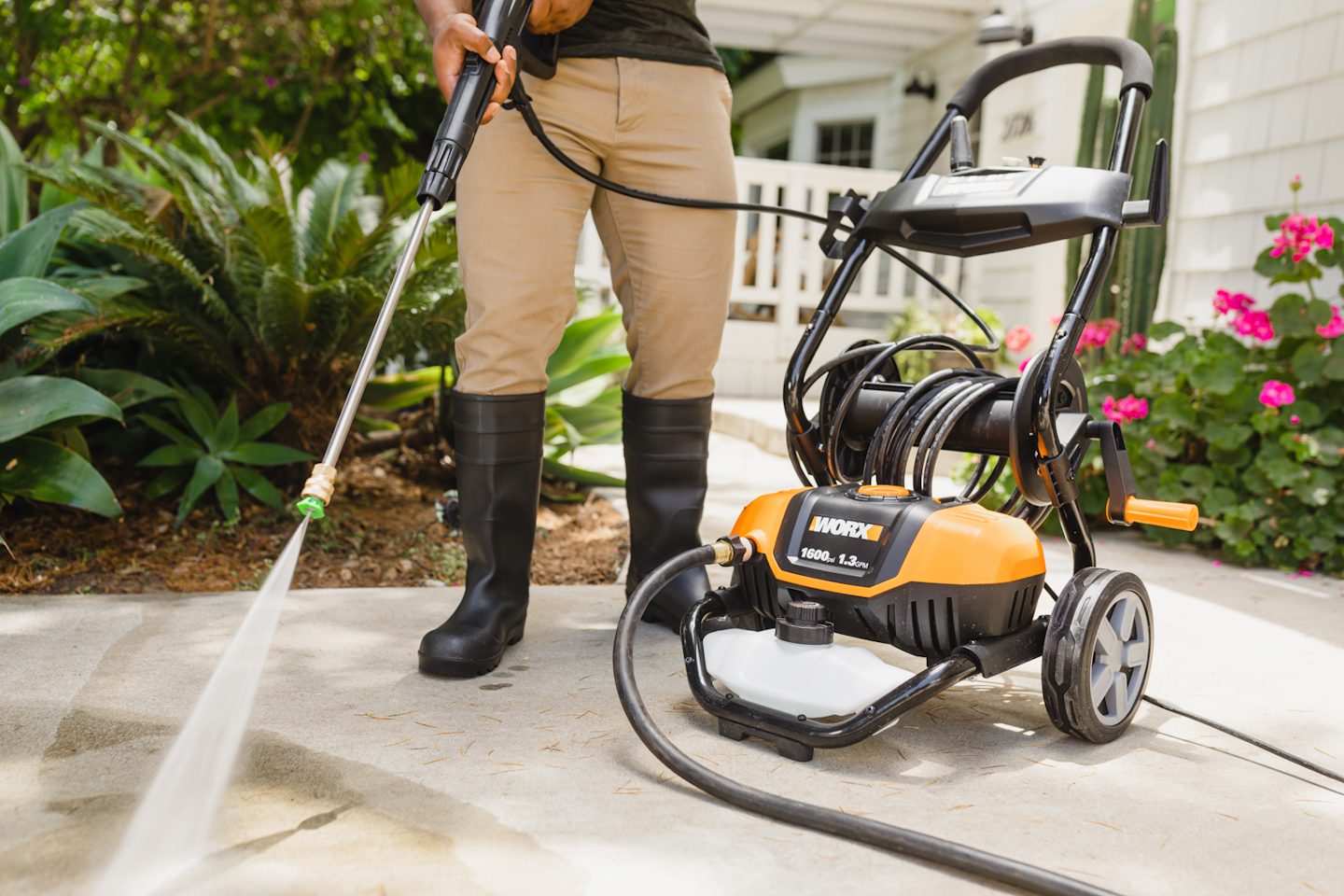 WORX Adds 1500 and 1600 PSI Electric Pressure Washers to Lineup From
