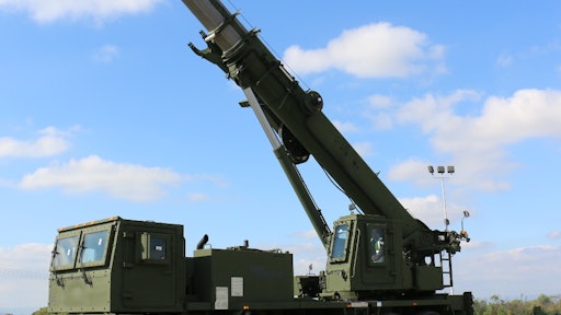 Manitowoc Starts Deliveries Of Grove Gmk4060 Hc All Terrain Cranes To The Army 07